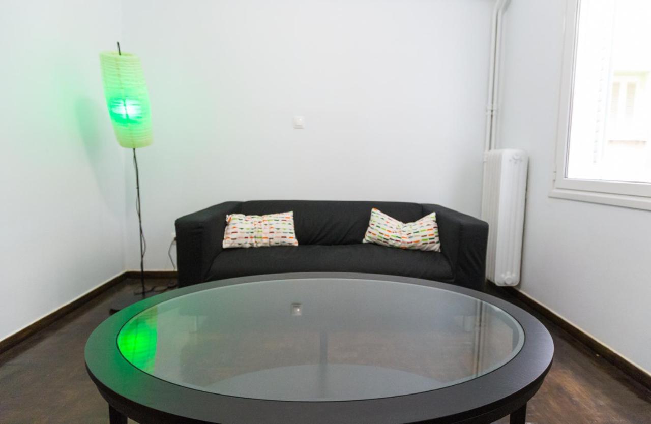 Apartment At Metaxourgio 1 Bed 2 Pers Athen Eksteriør bilde
